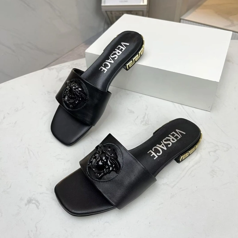UrbanStyle Gxvxnchy Slippers 152881