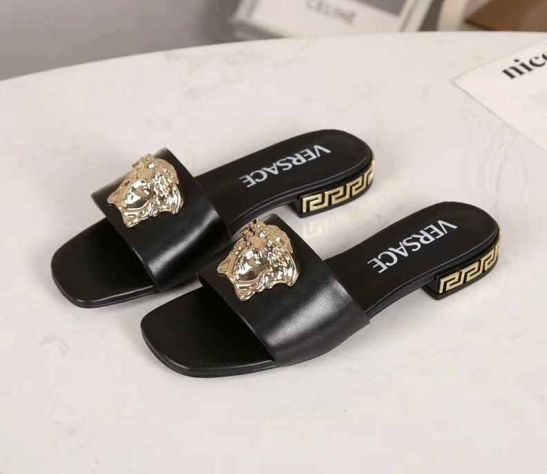 Versatile Gxvxnchy Slippers 152867