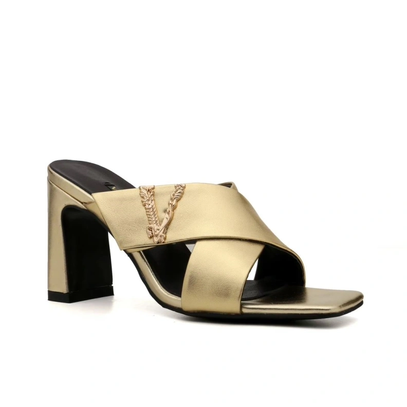 Compact Gxvxnchy Sandals 153007