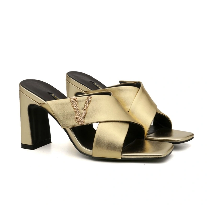 Compact Gxvxnchy Sandals 153007