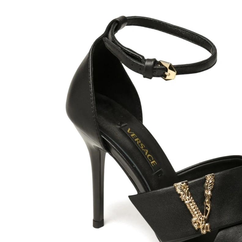 DailyWear Gxvxnchy Sandals 152999