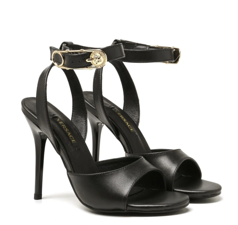 Gxvxnchy Sandals Classic 152994