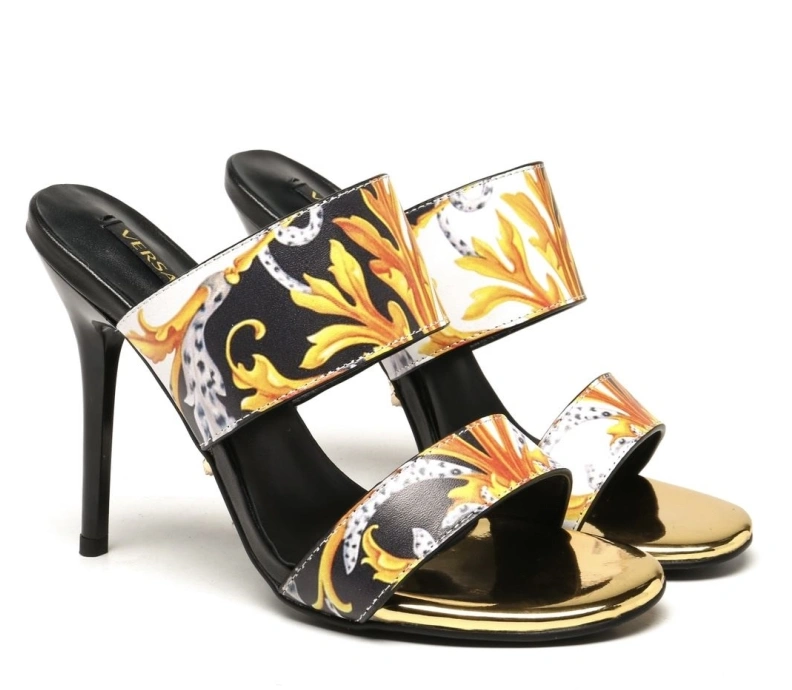 Gxvxnchy Sandals Compact 152993