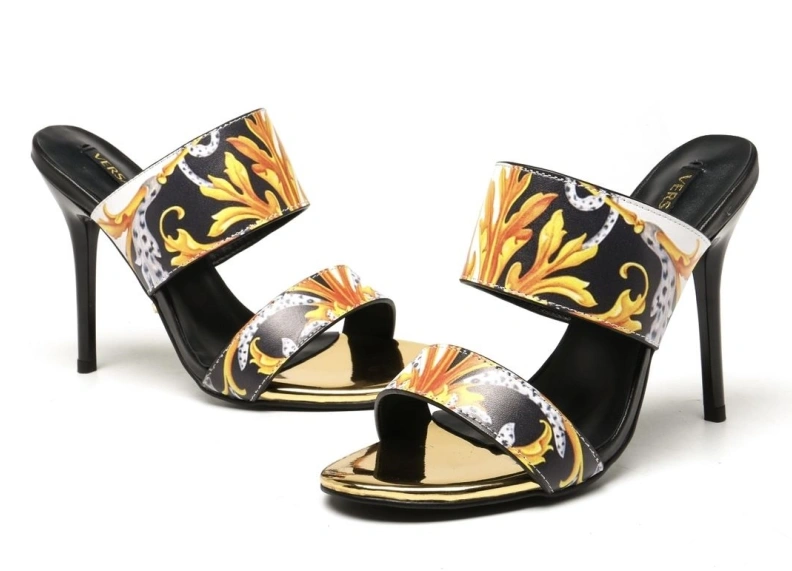 Gxvxnchy Sandals Compact 152993