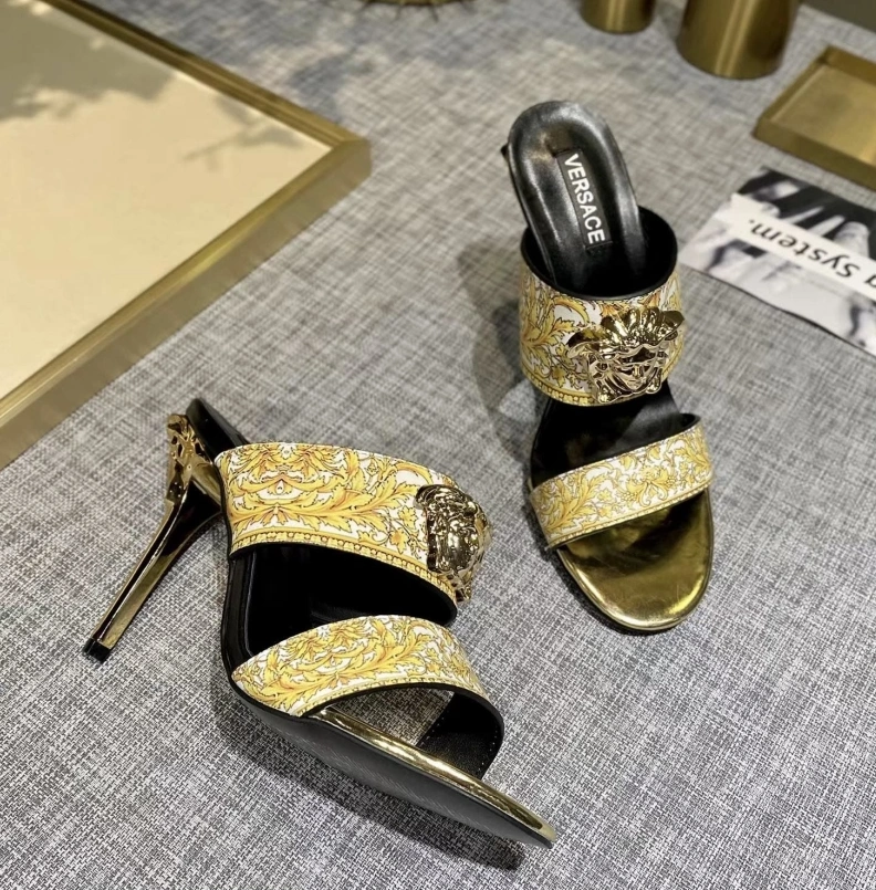 Gxvxnchy Sandals Elegant 152985