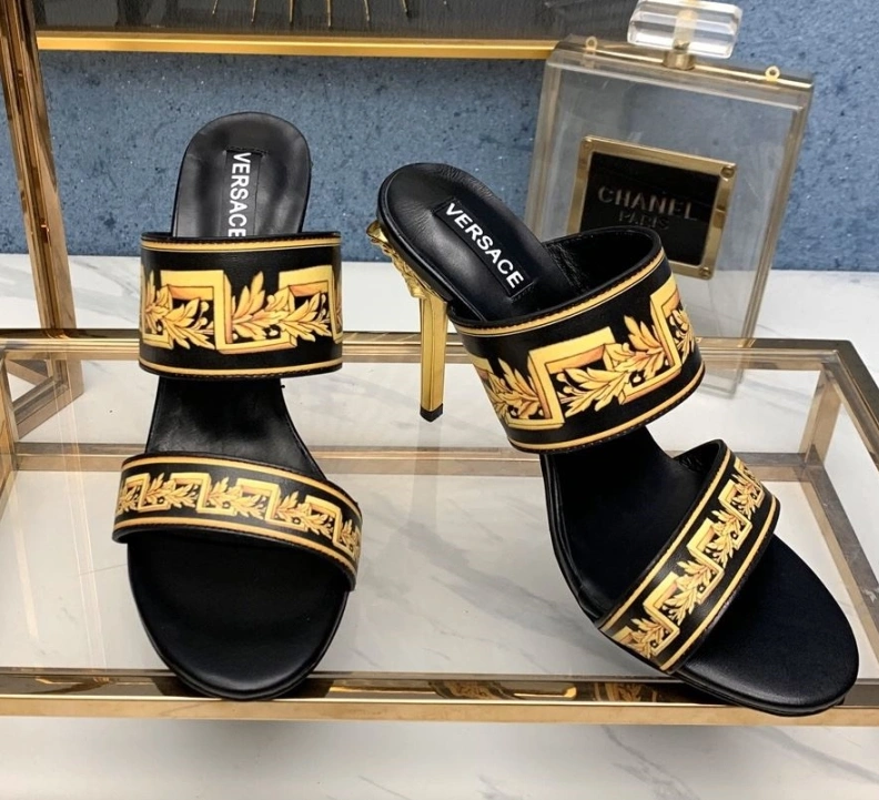 Trendsetting Gxvxnchy Sandals 152997