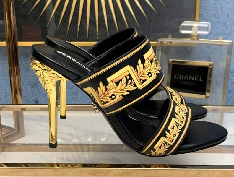 Trendsetting Gxvxnchy Sandals 152997