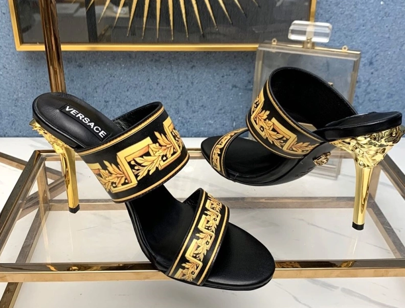 Trendsetting Gxvxnchy Sandals 152997