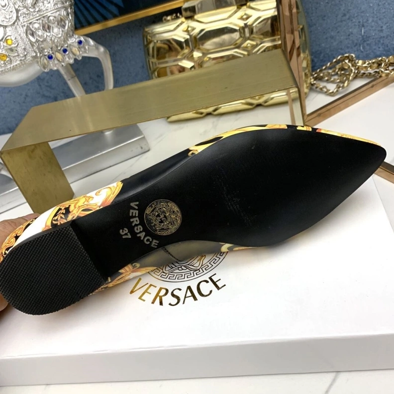 ModernLook Gxvxnchy Flat Shoes 153092