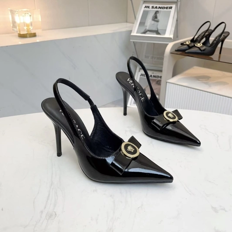 Flexible Gxvxnchy Sandals 152978