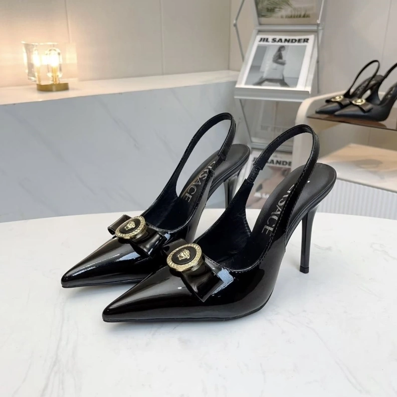 Flexible Gxvxnchy Sandals 152978