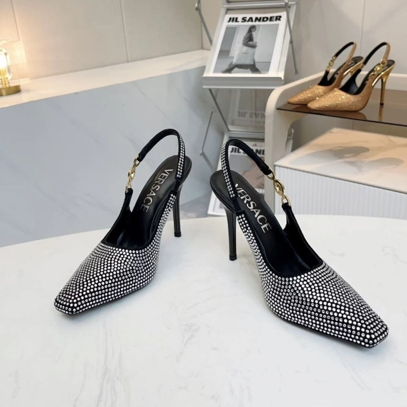 Efficient Gxvxnchy Sandals 152976