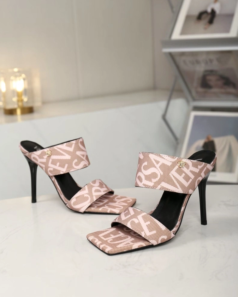 Cozy Gxvxnchy Sandals 152960