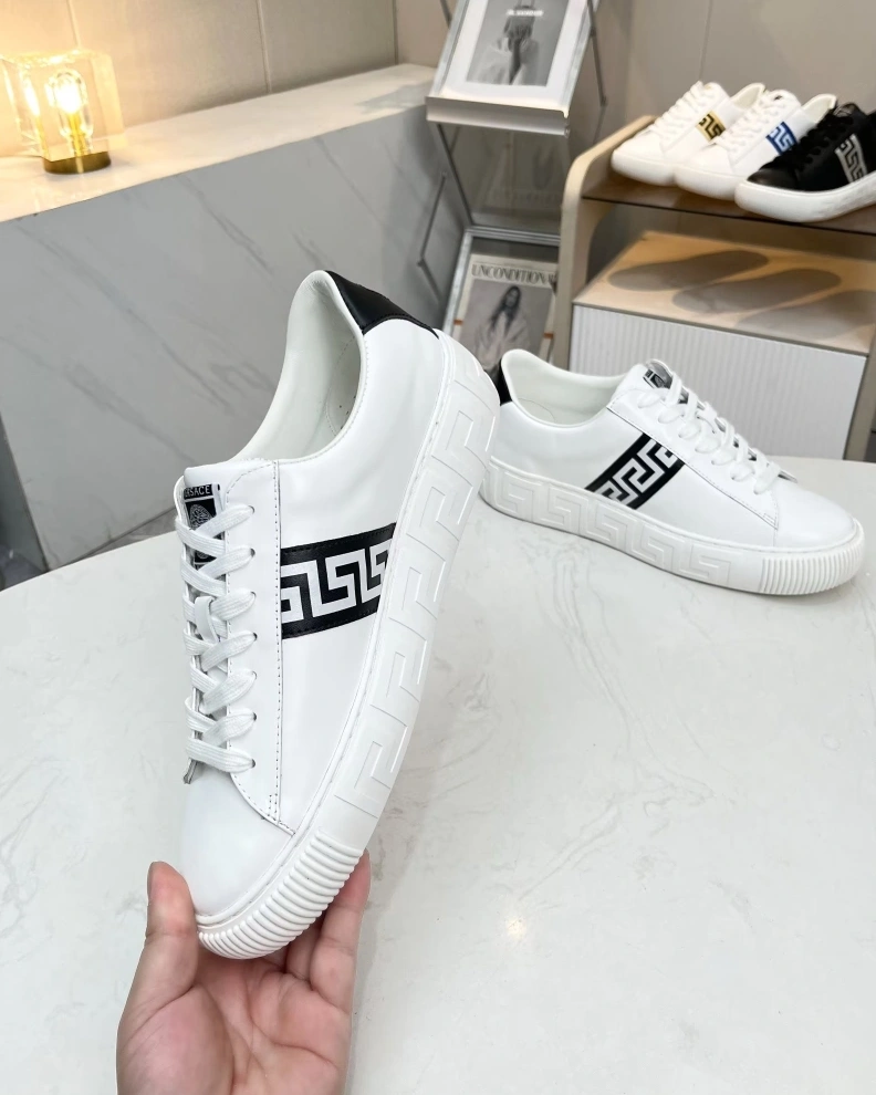 Affordable Gxvxnchy Sneakers 152872