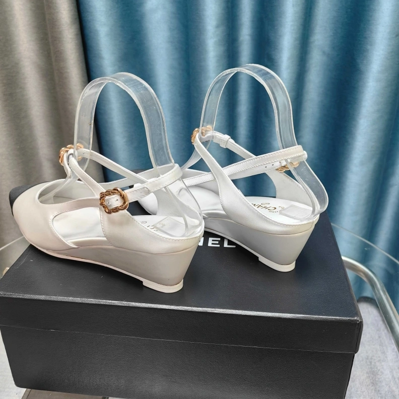 Chxnxl Sandals Trendsetting 121841