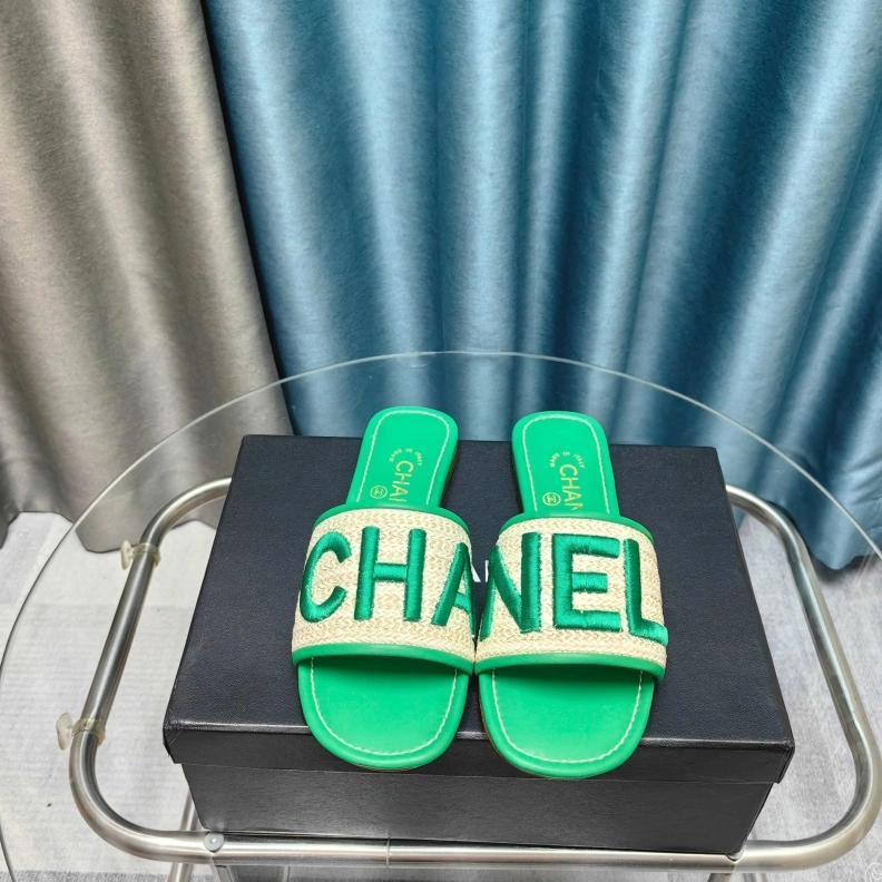 Modern Chxnxl Slippers 121690