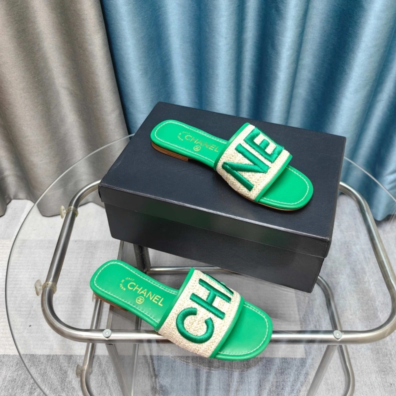 Modern Chxnxl Slippers 121690