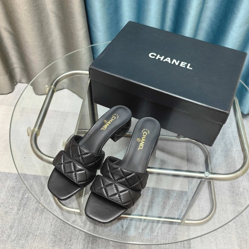 NewStyle Chxnxl Slippers 121684