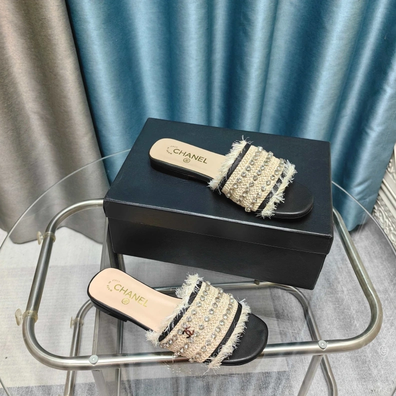 Chxnxl Slippers Sophisticated 121683