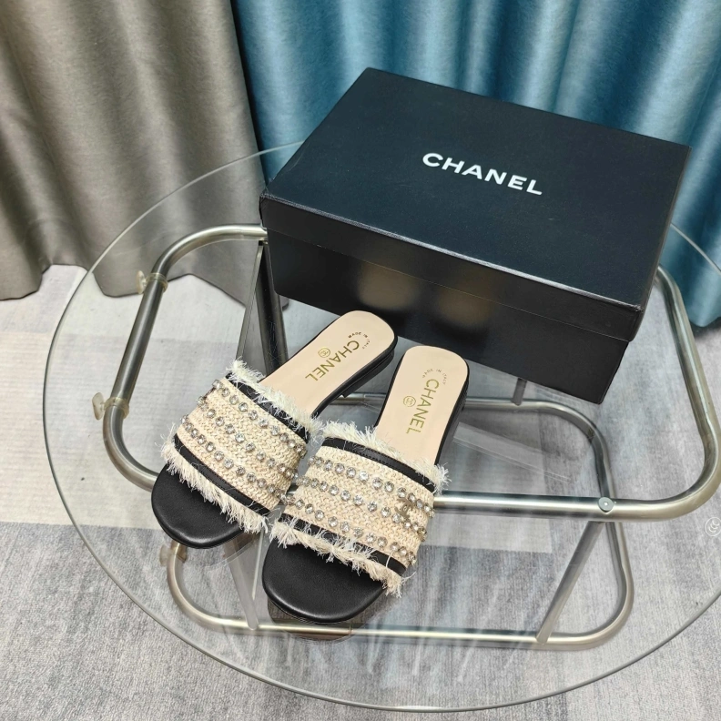 Chxnxl Slippers Sophisticated 121683