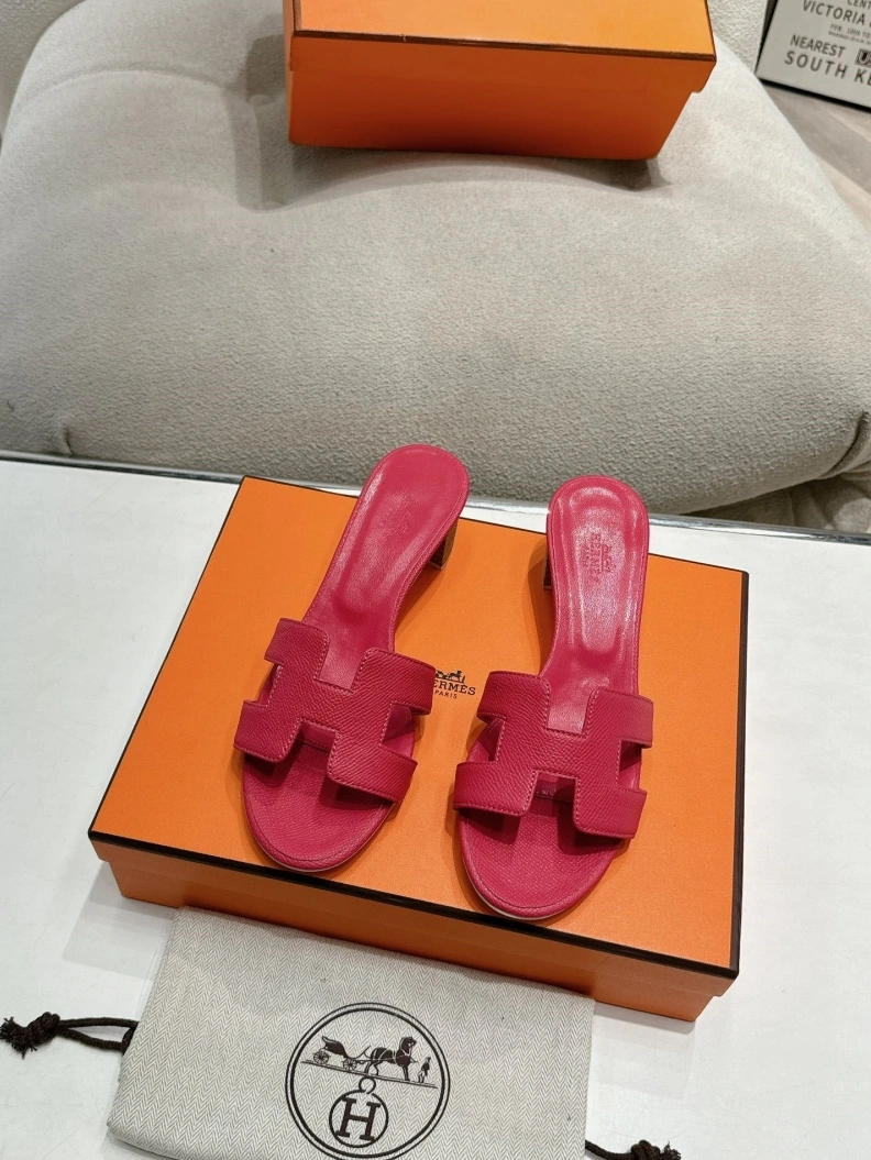 Comfortable Hxrmxs Slippers 170733