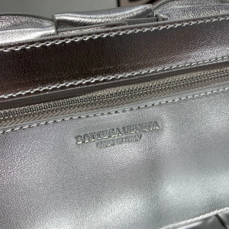 BX Satchel Bags Classic 86820