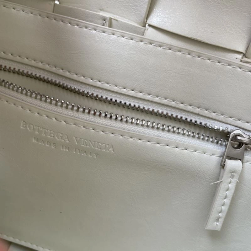 BX Satchel Bags Classic 86835