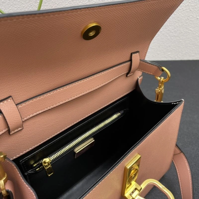 Vibrant Vxlxntino Handle Bags 86464
