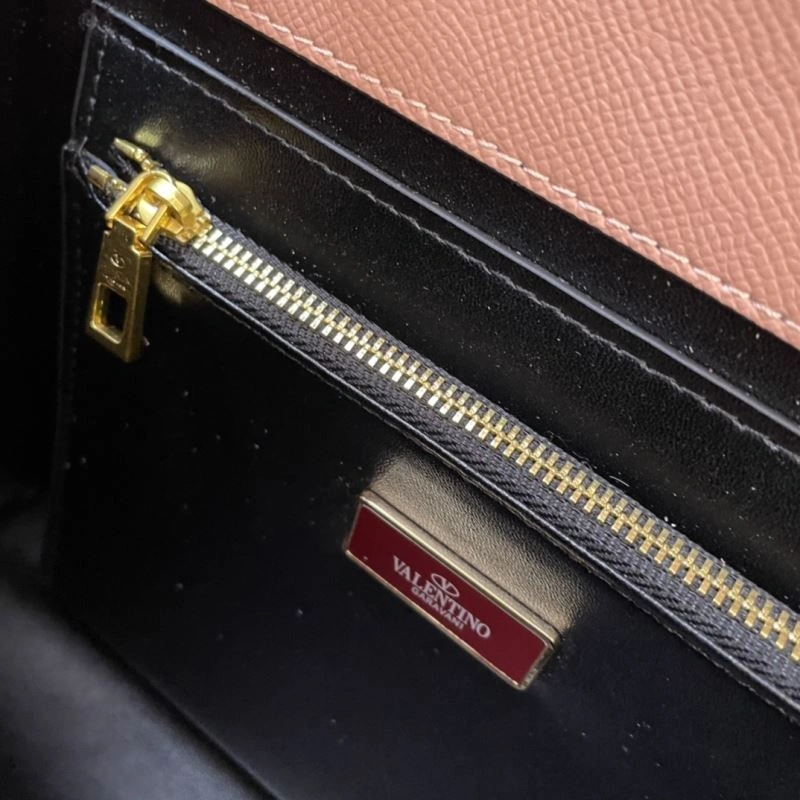 Vibrant Vxlxntino Handle Bags 86464