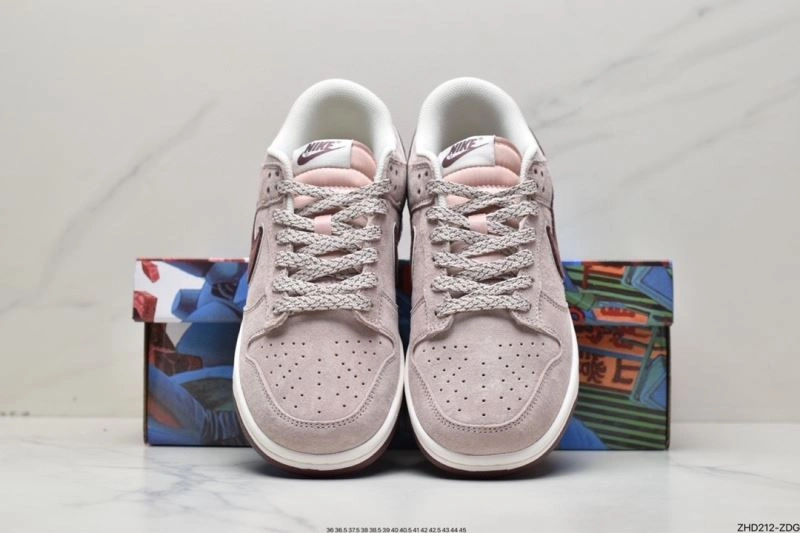 Nxkx Dunk EyeCatching 204654