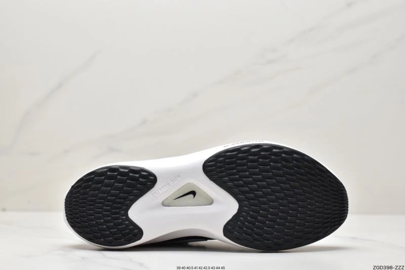 Nxkx Air Zoom Unique 205573