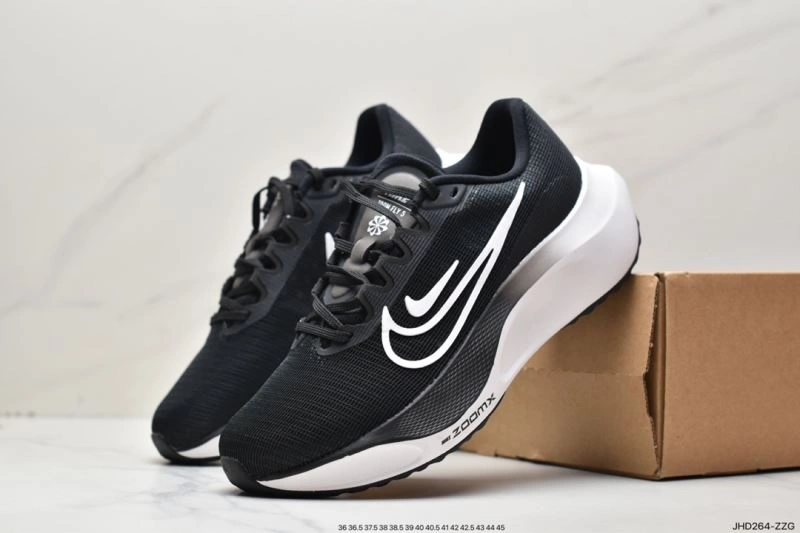 Nxkx Air Zoom WellDesigned 205548