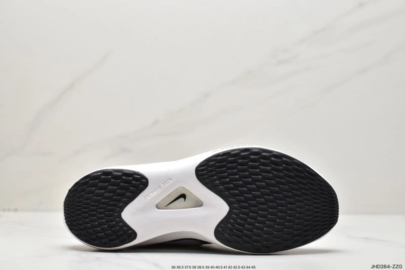 Nxkx Air Zoom WellDesigned 205548