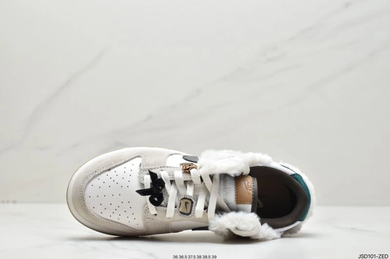 Bold Nxkx Dunk 204580