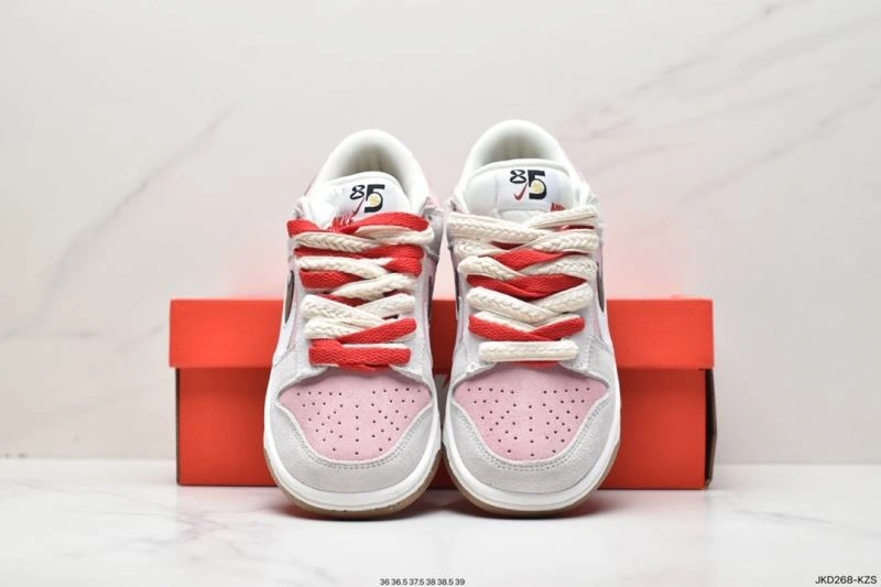Nxkx Dunk WellDesigned 204547