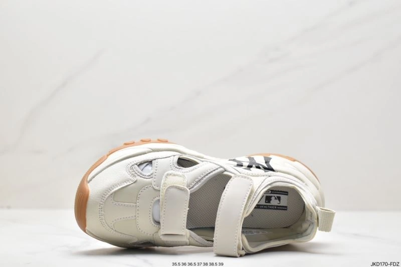 Versatile Nxkx Sneakers 201607