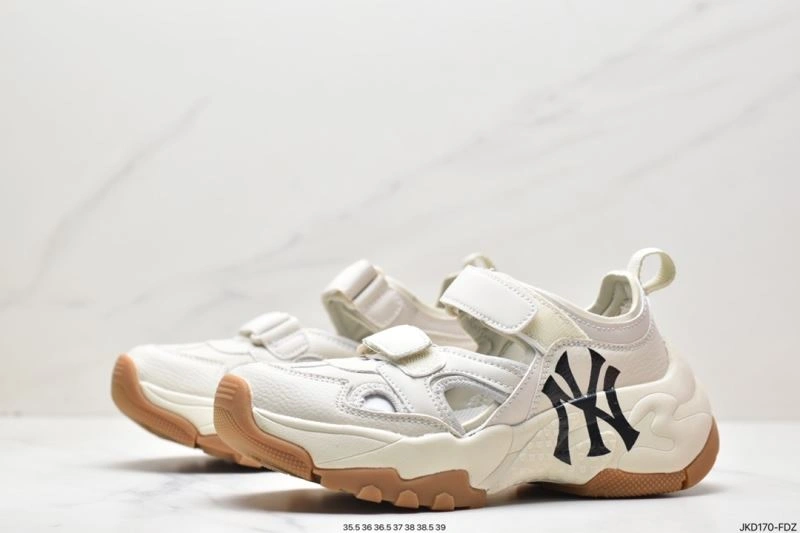 Versatile Nxkx Sneakers 201607