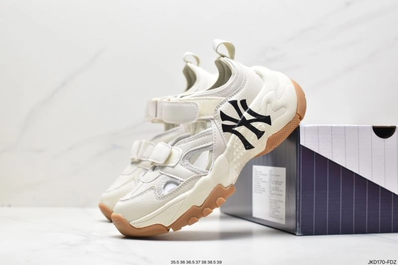 Versatile Nxkx Sneakers 201607