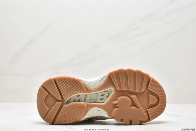 Versatile Nxkx Sneakers 201607