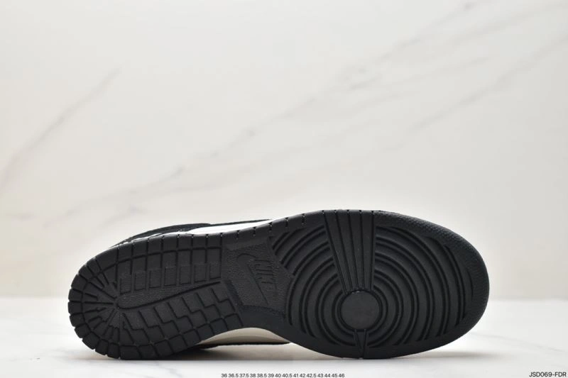 Trendsetting Nxkx Dunk 204451