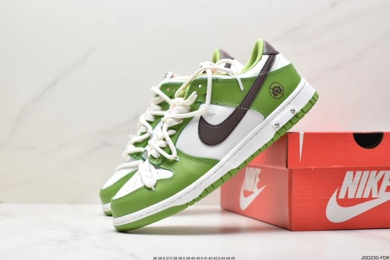 Nxkx Dunk EyeCatching 204443