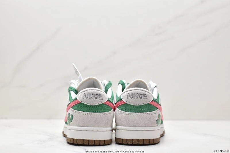 Nxkx Dunk Versatile 204383