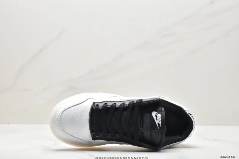 Nxkx Dunk Bold 204398