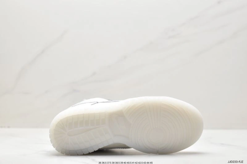 Nxkx Dunk Bold 204398