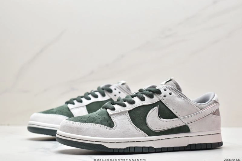 Nxkx Dunk Versatile 204377
