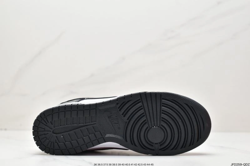 Modern Nxkx Dunk 204315