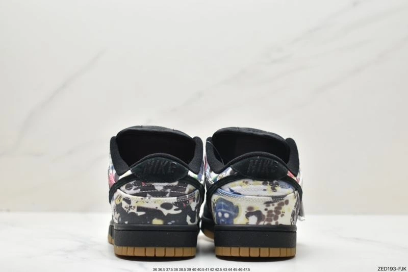 Versatile Nxkx Dunk 204312