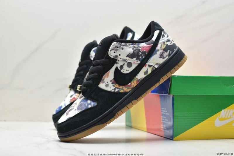 Versatile Nxkx Dunk 204312