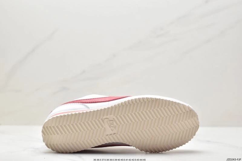 Minimalist Nxkx Sneakers 201457