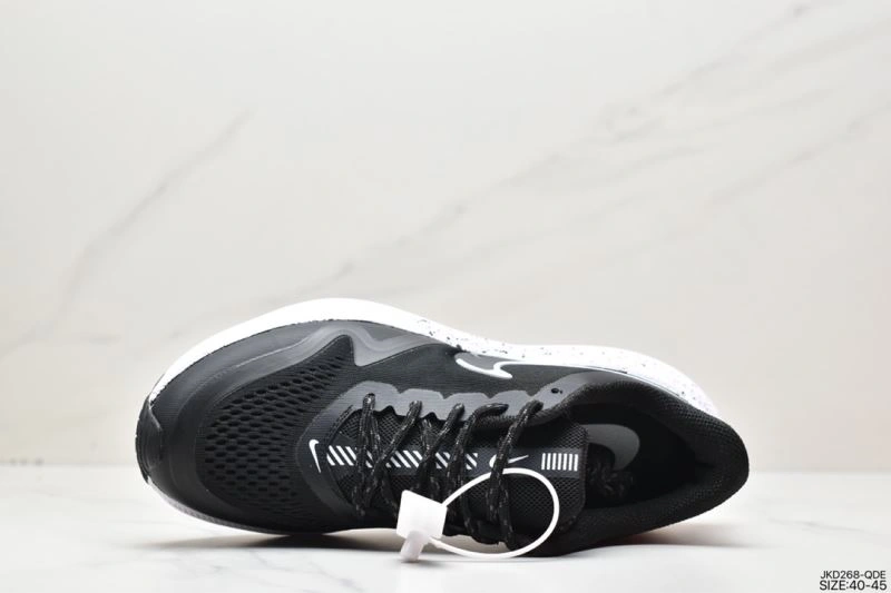 Nxkx Air Zoom Refined 205313
